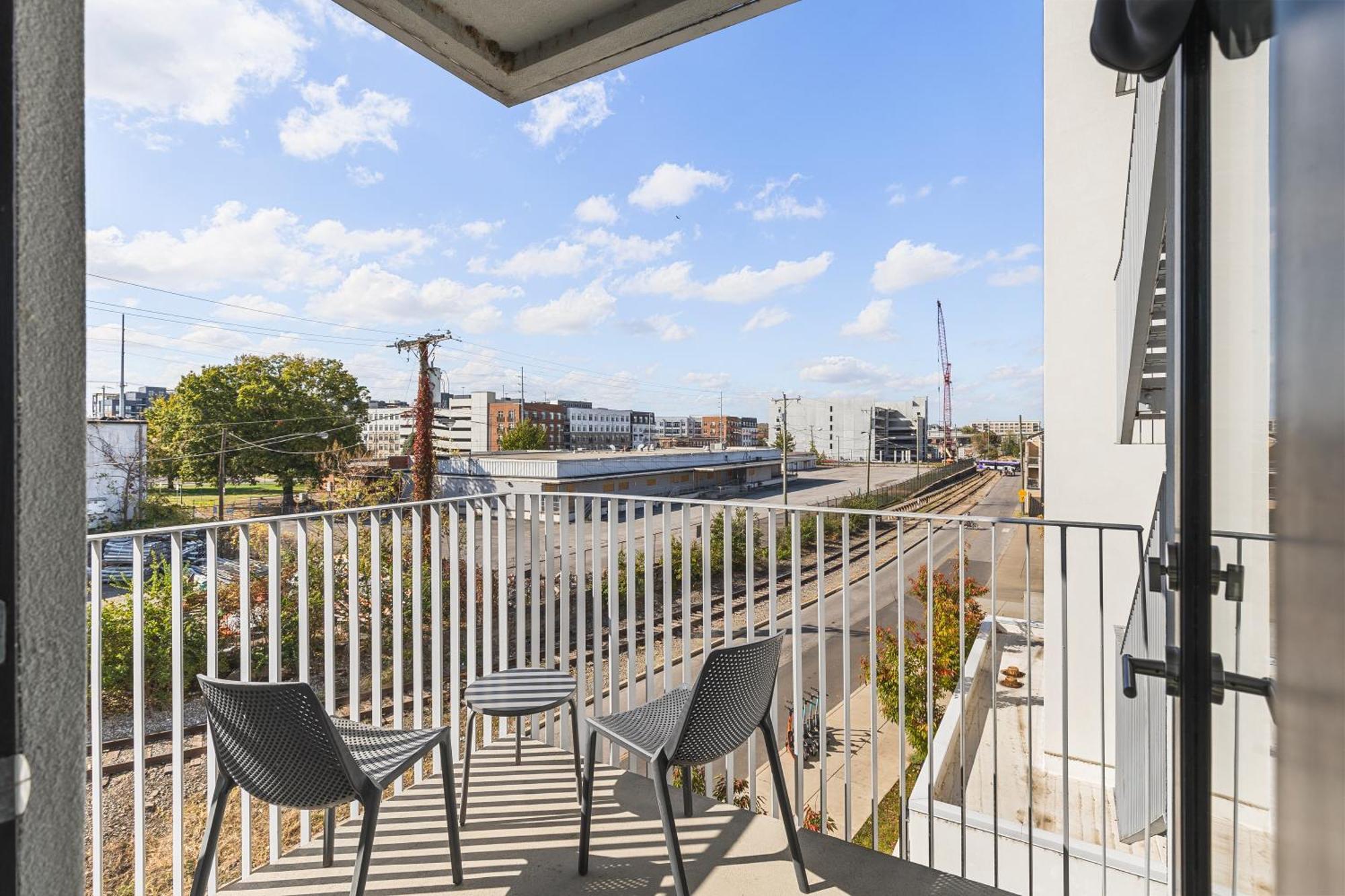 Appartement Luxury On The River 4 Beds 2.5 Bath, Walk To Downtown à Nashville Extérieur photo